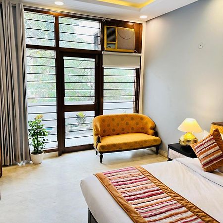 Grove Residency Hauz Khas New Delhi Couple Friendly Hotell Exteriör bild